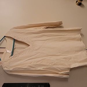 White blouse old navy xl